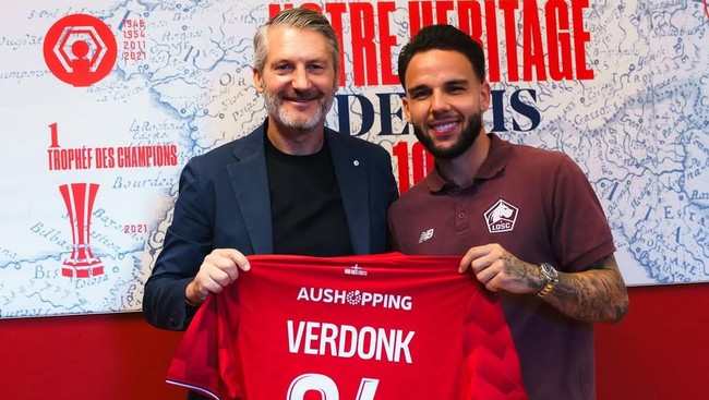 Laris! Penjualan Jersey Calvin Verdonk Habis Terjual di Lille