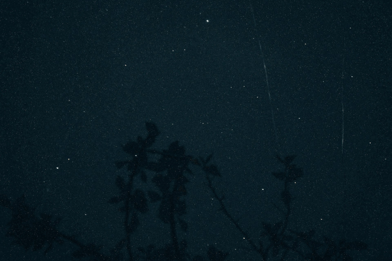 Hujan Meteor Leonis Minorid 24 Oktober 2025: Cek Jam Terbaik dan Cara Melihatnya!