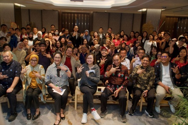 Inovasi Staycation! Ashley Hotel Group dan EKRAF Hadirkan Game Lokal PS5 di Kamar Hotel