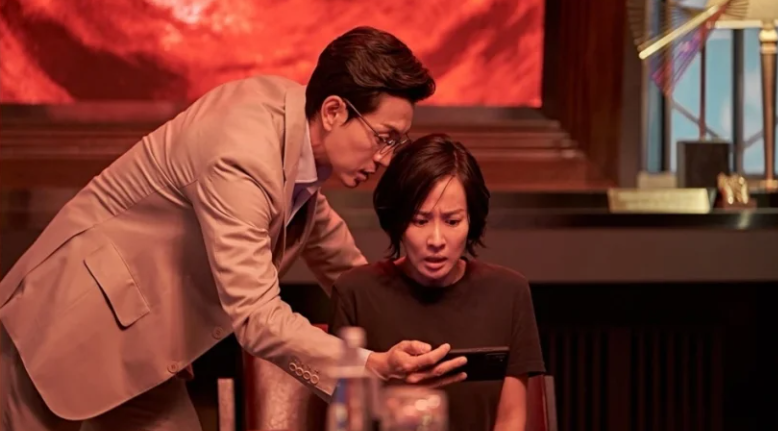Film Korea ‘Murder Report’ Resmi Tayang: Wawancara Reporter dan Psikiater Berubah Jadi Teror Mencekam!