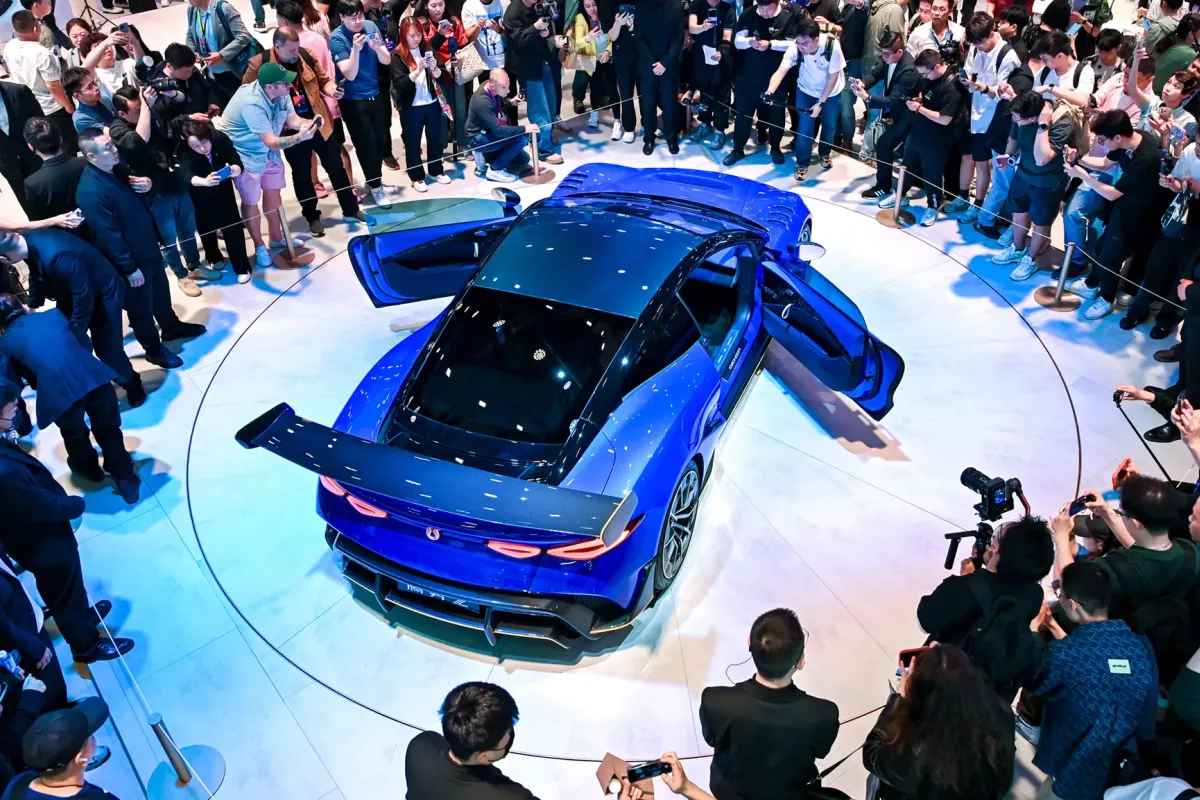 Denza Z, Mobil Sport Listrik Mewah BYD yang Siap Tantang Supercar Dunia