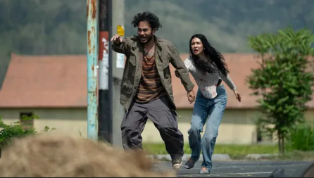 Fakta Menarik Film Abadi Nan Jaya: Horor Zombi Lokal Karya Kimo Stamboel yang Tayang di Netflix!