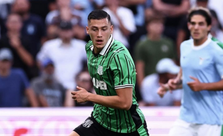 Jay Idzes Tampil Penuh, Tapi Sassuolo Harus Takluk dari AS Roma di Liga Italia