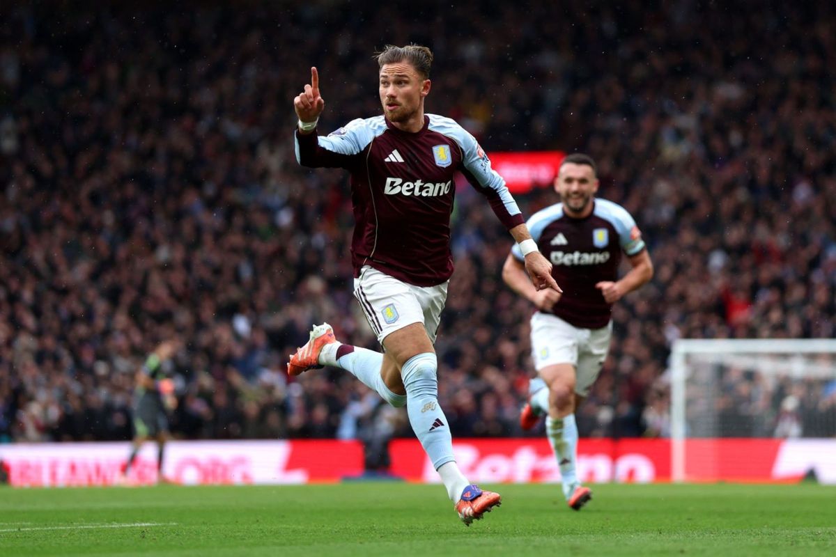 Matty Cash Bikin Manchester City Gigit Jari, Aston Villa Lanjutkan Tren Positif di Premier League