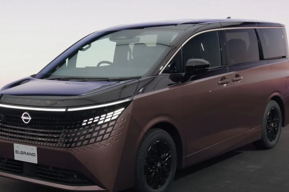 Nissan Perkenalkan Elgrand Generasi Keempat dengan Desain Futuristik dan Teknologi Canggih di Japan Mobility Show