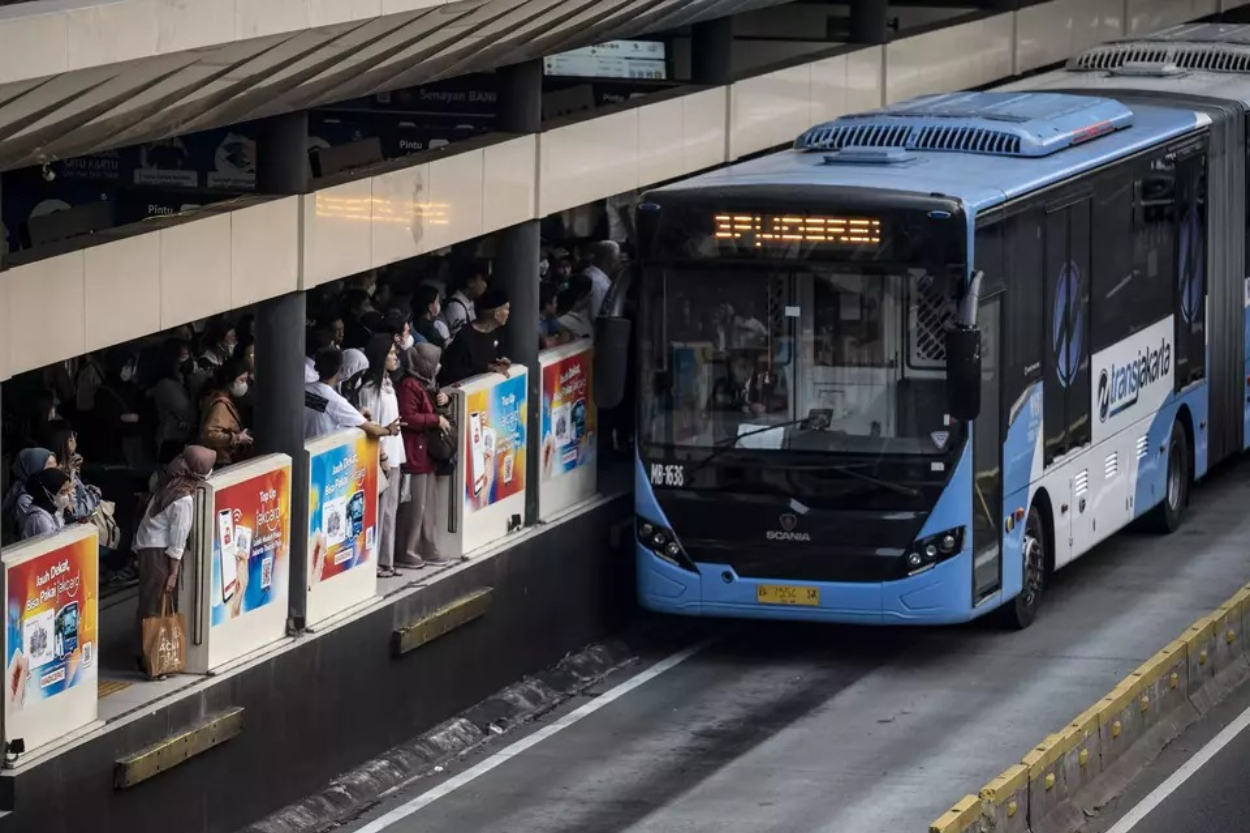 Hanya 15 Golongan Warga DKI yang Nikmati Transportasi Gratis, Warga Bodetabek Kapan Kebagian?
