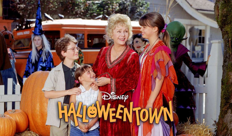Deretan Film Horor Seru Buat Rayain Halloween, dari yang Klasik Sampai yang Bikin Ngakak!