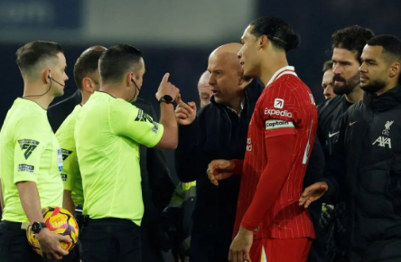 Arne Slot Pilih Fokus Angkat Performa Liverpool daripada Bahas Kontrak!