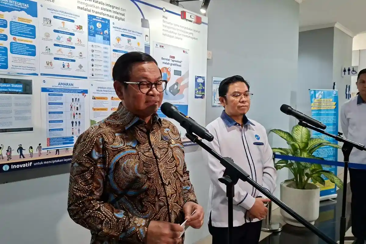 Evaluasi Sopir JakLingko, Gubernur Pramono Bakal Ganti 1.000 Sopir