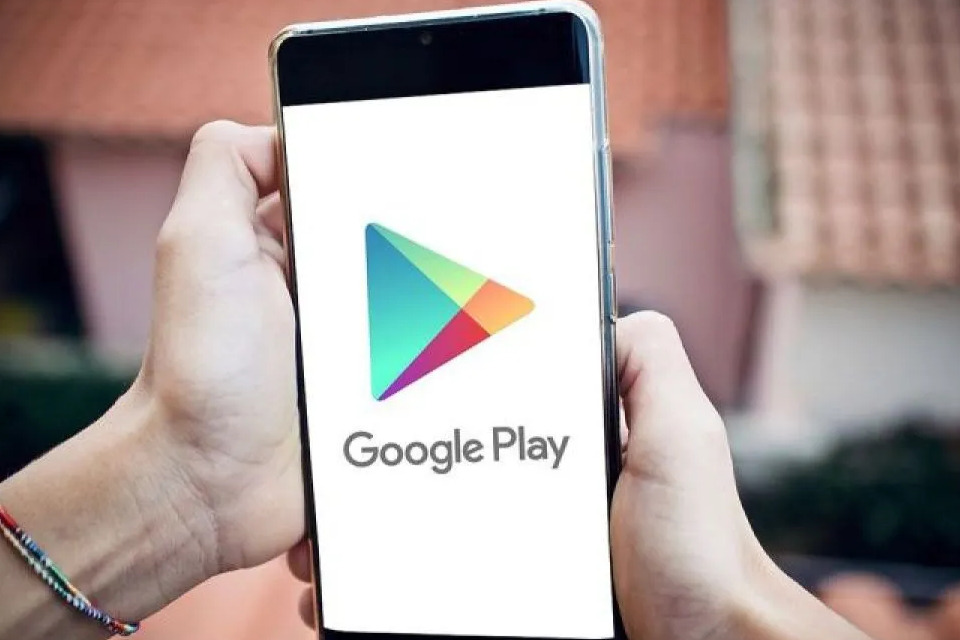 Google Bakal Kasih 'Cap Boros Baterai' di Play Store, Aplikasi Mager Optimasi Siap-Siap Diserbu!