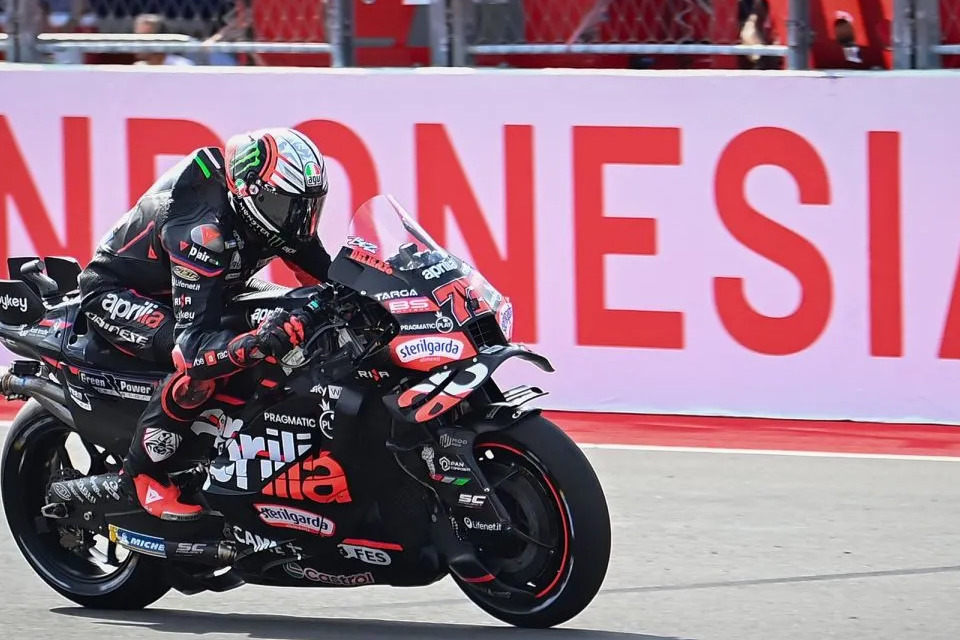 Marco Bezzecchi Raih Pole Position Kedua Beruntun di MotoGP Valencia 2025