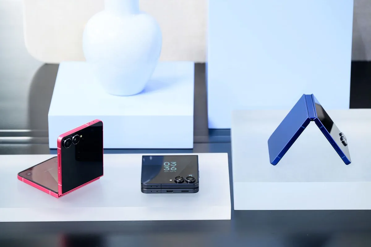 Samsung Galaxy Z Flip7 Hadir dengan Gemini Live dan FlexCam untuk Dukungan Kreator Konten