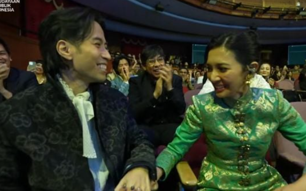 Sheila Dara Raih Piala Citra 2025, Momen Vidi Aldiano Menangis Jadi Sorotan