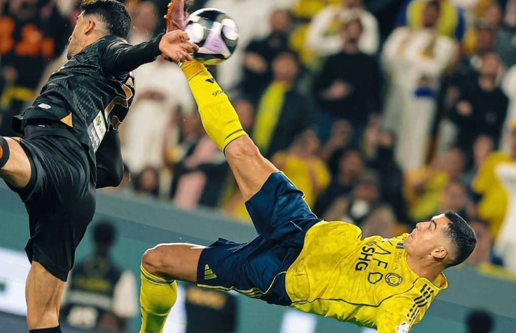 Gol Salto Ronaldo Bikin Heboh, Al-Nassr Libas Al-Khaleej 4-1 di Liga Saudi
