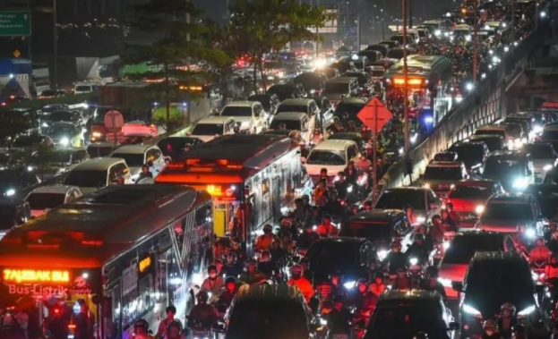 Jakarta Jadi Kota Terpadat di Dunia: 42 Juta Warga Desak-Desakan di Ibu Kota!