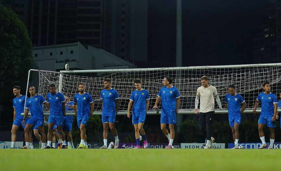 Persib Bandung Targetkan Menang Meski Hanya Butuh 1 Poin: Jadwal, Skuad, dan Misi Kunci Lolos di Markas Lion City