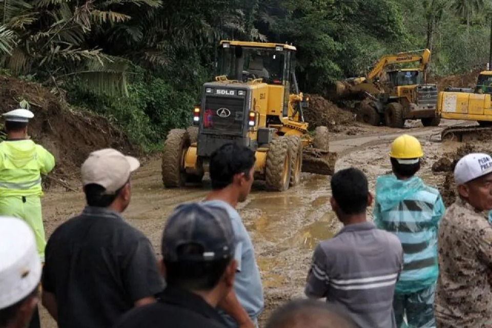 Bencana Hidrometeorologi Telan 47 Nyawa di Sumut: 13 Daerah Terdampak, Cuaca Ekstrem Dipicu Siklon Senyar