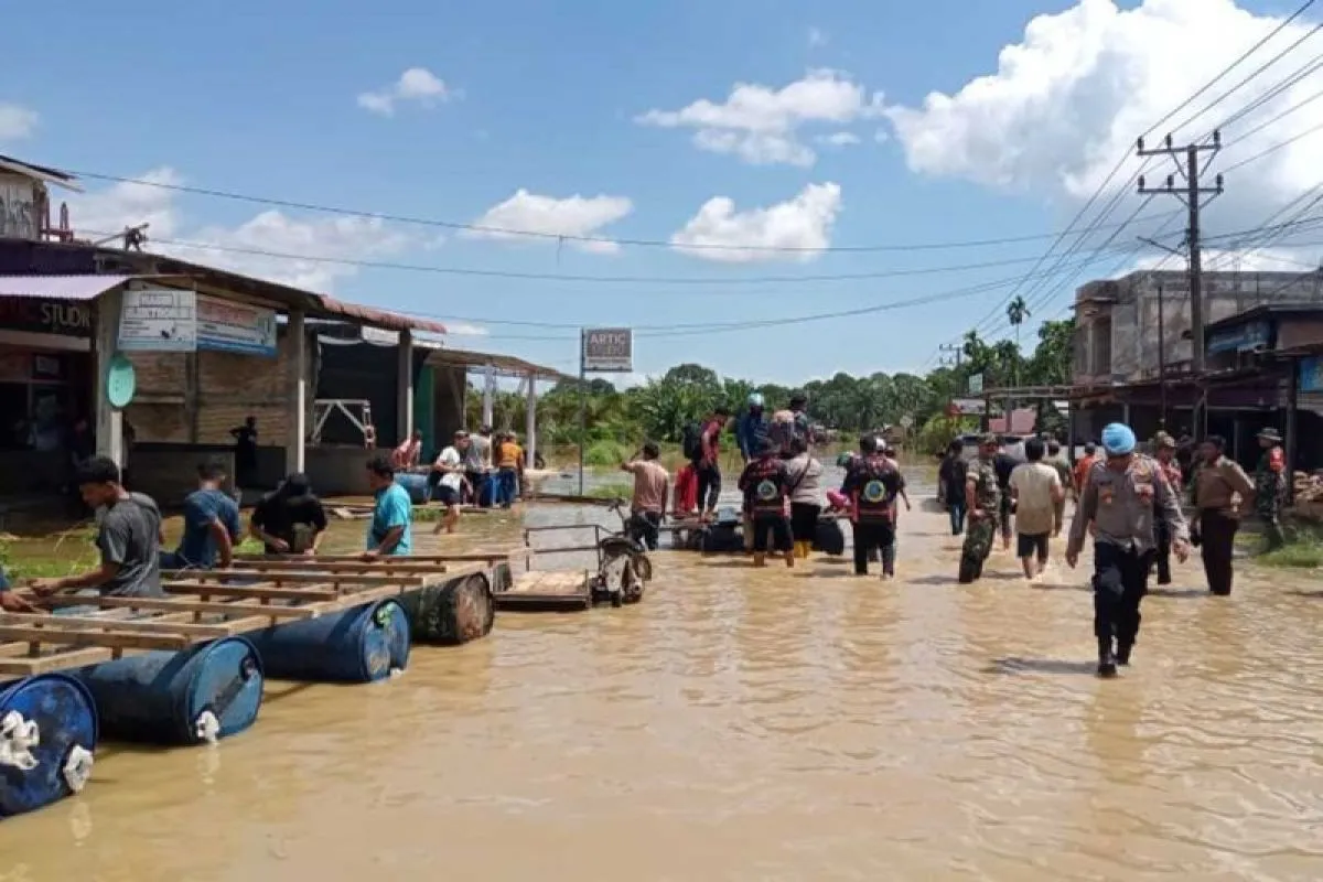 Aceh Lumpuh Total! Jalan Putus, Banjir 1,5 Meter, Warga Diminta Stop Bepergian
