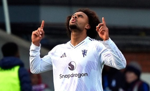 Pecah Telur! Joshua Zirkzee Cetak Gol Perdana Musim Ini, Bruno Berharap Keran Golnya Nambah Terus!