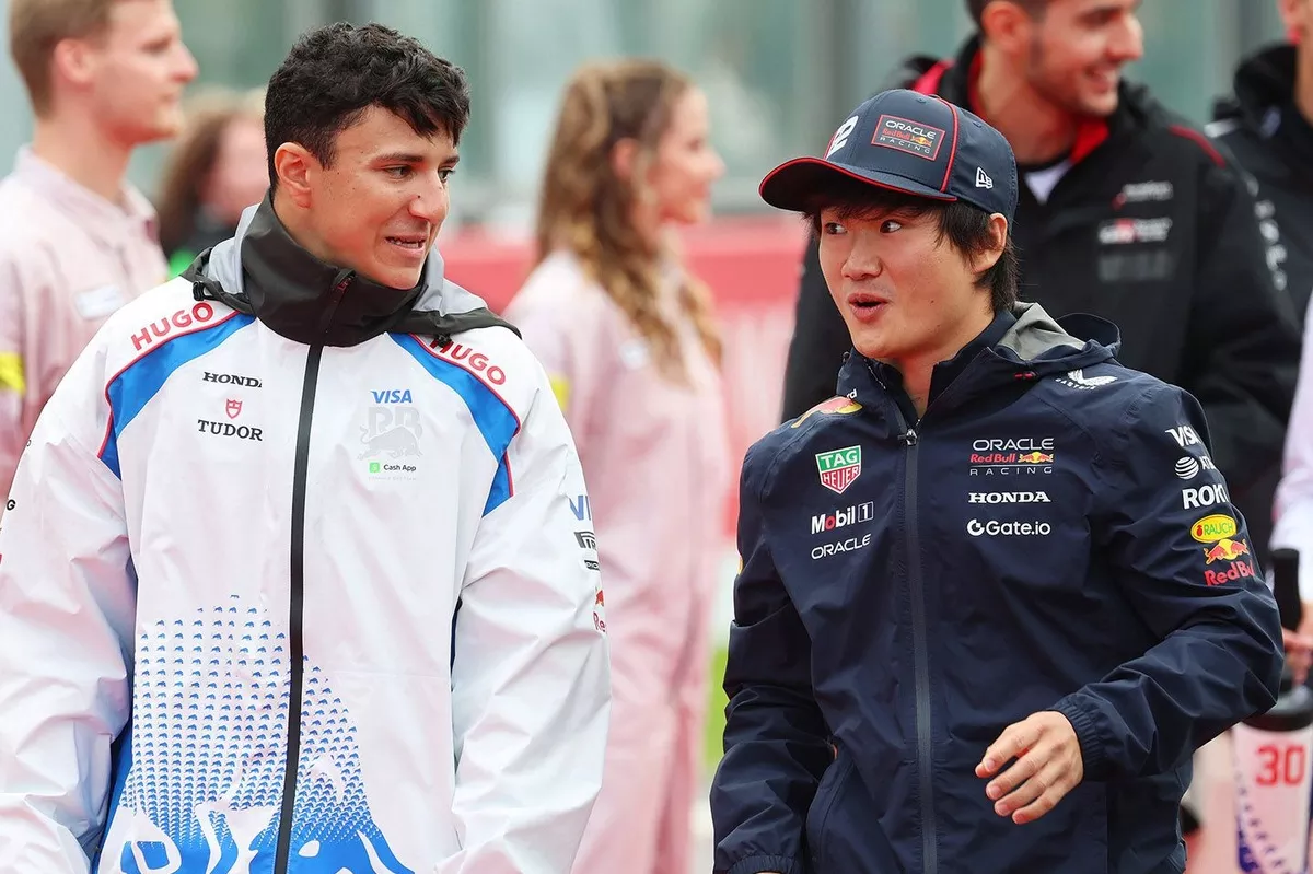 Isack Hadjar Bakal Dipromosikan ke Red Bull Musim Depan, Geser Yuki Tsunoda