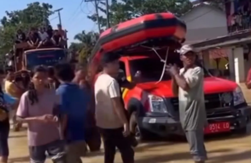 Viral Ibu Amuk Tim Sar Basarnas Karena Dinilai Lelet Saat Evakuasi, Basarnas: Ada Prioritas Korban Rentan yang Lebih Penting!