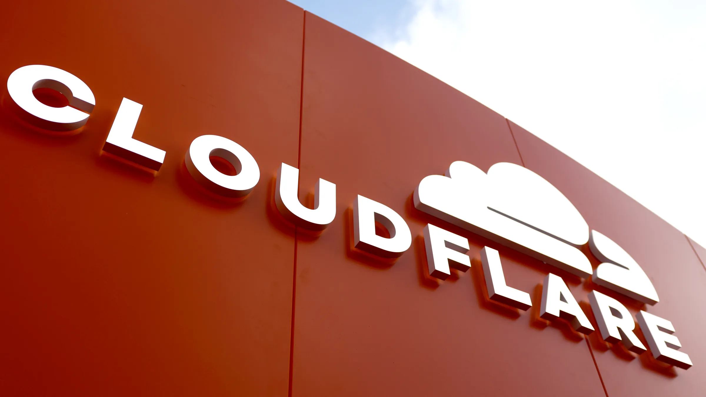 Cloudflare Kembali Tumbang! Internet Ikut Kacau, dari Canva sampai Platform Trading India
