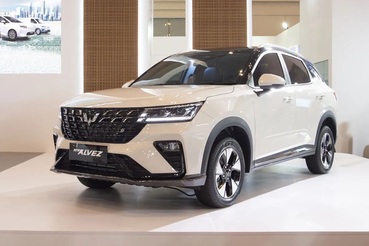 Wuling Bikin Geger Pasar SUV Kompak Lewat New Alvez yang Makin Stylish!