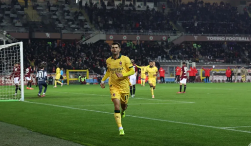 AC Milan Comeback Gila, Libas Torino 3-2 dan Rebut Puncak Klasemen Liga Italia, Christian Pulisic Jadi Pahlawan dengan 2 Gol Penentu!
