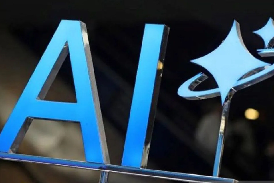 Bikin Heboh! OpenAI Bantah Ada Iklan di ChatGPT, Mark Chen Akui Ada 'Kecolongan'