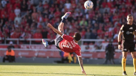 Santiago Montiel Raih Penghargaan Puskas Award 2025, Kalahkan Rizky Ridho dan Lamine Yamal