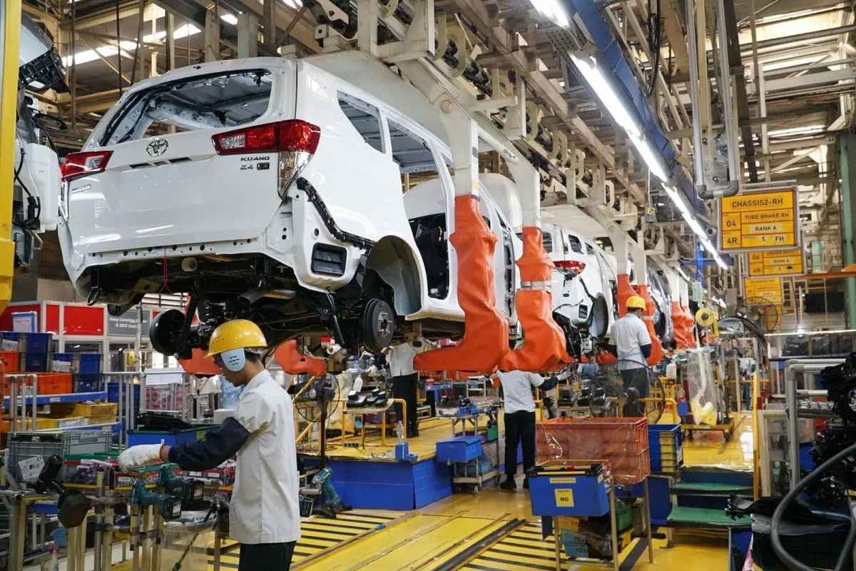 Toyota Kunci Indonesia Jadi Basis Produksi Dunia, 3 Juta Mobil Diekspor ke 100 Negara
