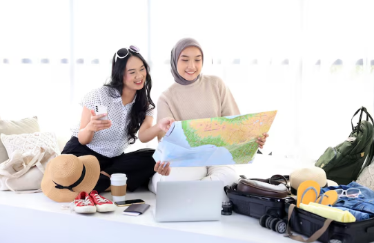 Ide Liburan Akhir Tahun 2025 Paling Hits, Staycation Seru Hingga Road Trip Anti Membosankan!