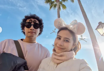 Liburan Artis Indonesia Tahun Baru 2026, Prilly Romantis di Jepang Hingga Raditya Dika ke Singapura!
