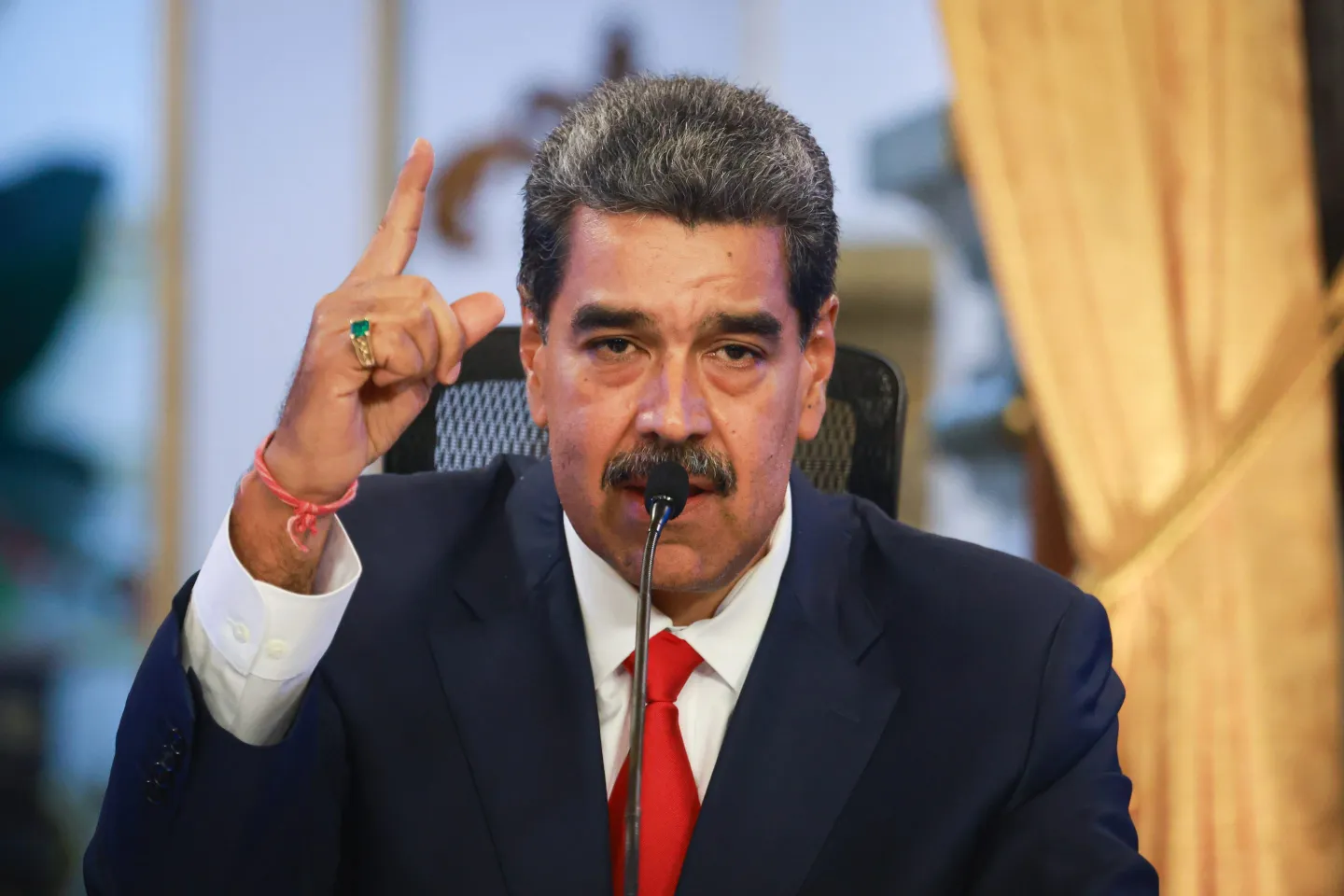 Dari Mantan Sopir Bus Jadi Orang Paling Diburu AS, Ini Jejak Panjang Nicolás Maduro