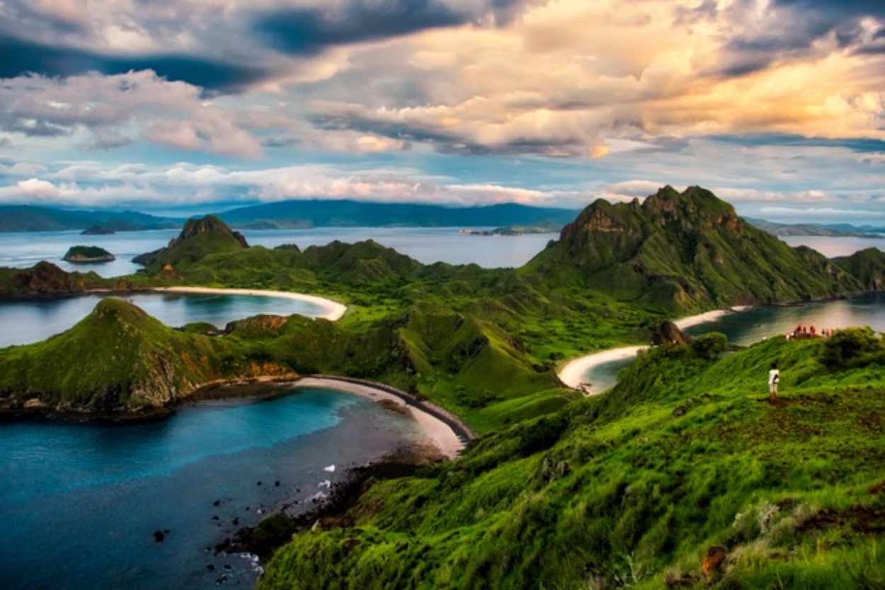 Bosan ke Labuan Bajo? Intip 3 Hidden Gem di NTT yang Vibes-nya Magis dan Ramah di Kantong