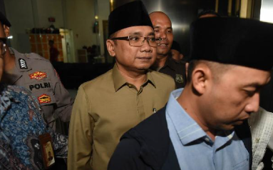 Korupsi Kuota Haji Menjerat Yaqut Cholil Qoumas, KPK Resmi Tetapkan Status Tersangka Dan Telusuri Aliran Dana!