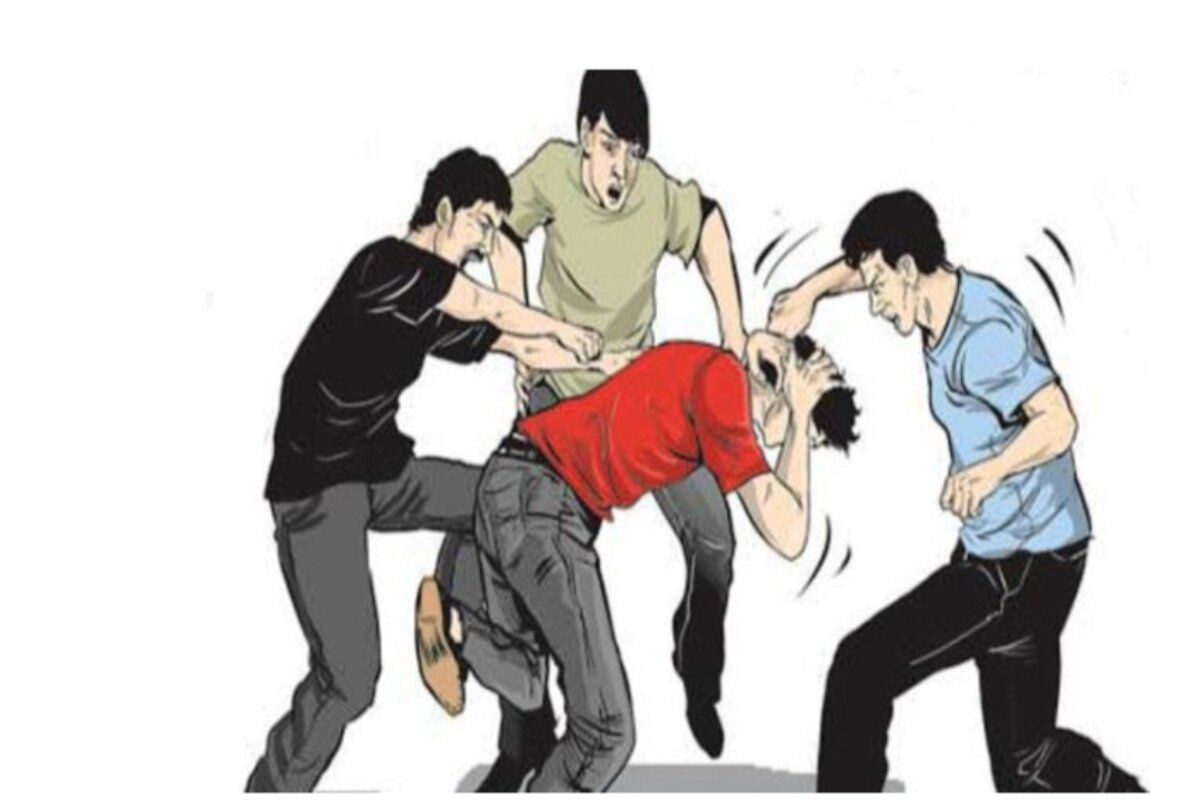 Niat Berkunjung ke Rumah Temen, Pemuda Ini Malah Dikeroyok Tentara!