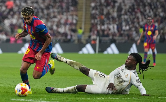 Xabi Alonso Tetap Aman, Real Madrid Menolak Panik Meski Baru Saja Digilas Barcelona Di Final Supercopa