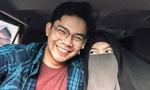 Insanul Fahmi Menangis Minta Rujuk, Wardatina Mawa Kasih Syarat Berat Usai Skandal Nikah Siri Terbongkar!