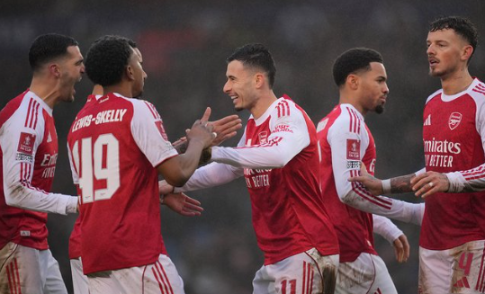 Jadwal Liga Inggris Hari Ini, Duel Panas Arsenal Lawan Nottingham Forest Dan Derby Manchester!