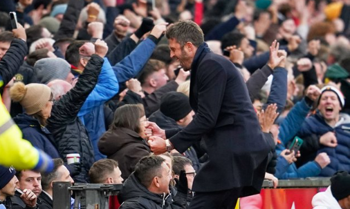 Michael Carrick Ubah Manchester United, Ini 6 Gebrakan Rahasia Yang Bikin Setan Merah Mendadak Gacor!