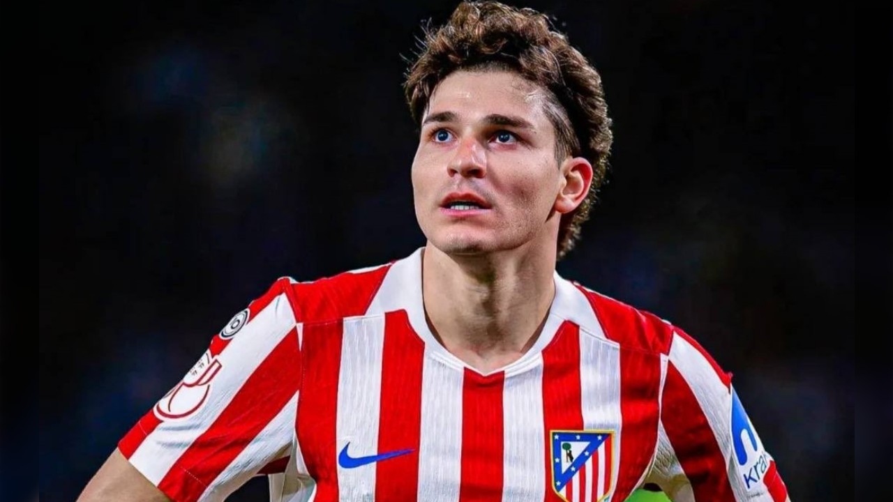Arsenal Tertarik dengan Julian Alvarez