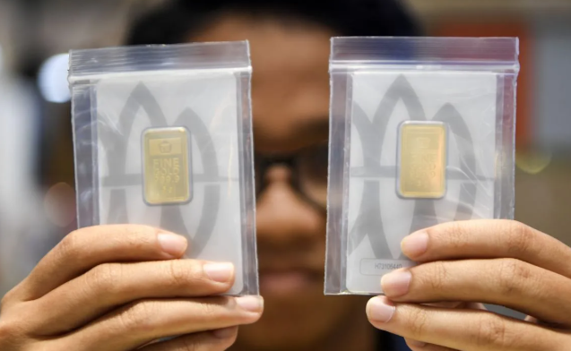 Harga Emas Hari Ini Tembus Rekor 5.000 Dolar AS, Investasi Logam Mulia Makin Menggila di 2026
