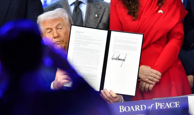 Perjanjian Paris Ditinggalkan AS Lagi, Donald Trump Sebut Perubahan Iklim Cuma Penipuan Terbesar di Dunia!