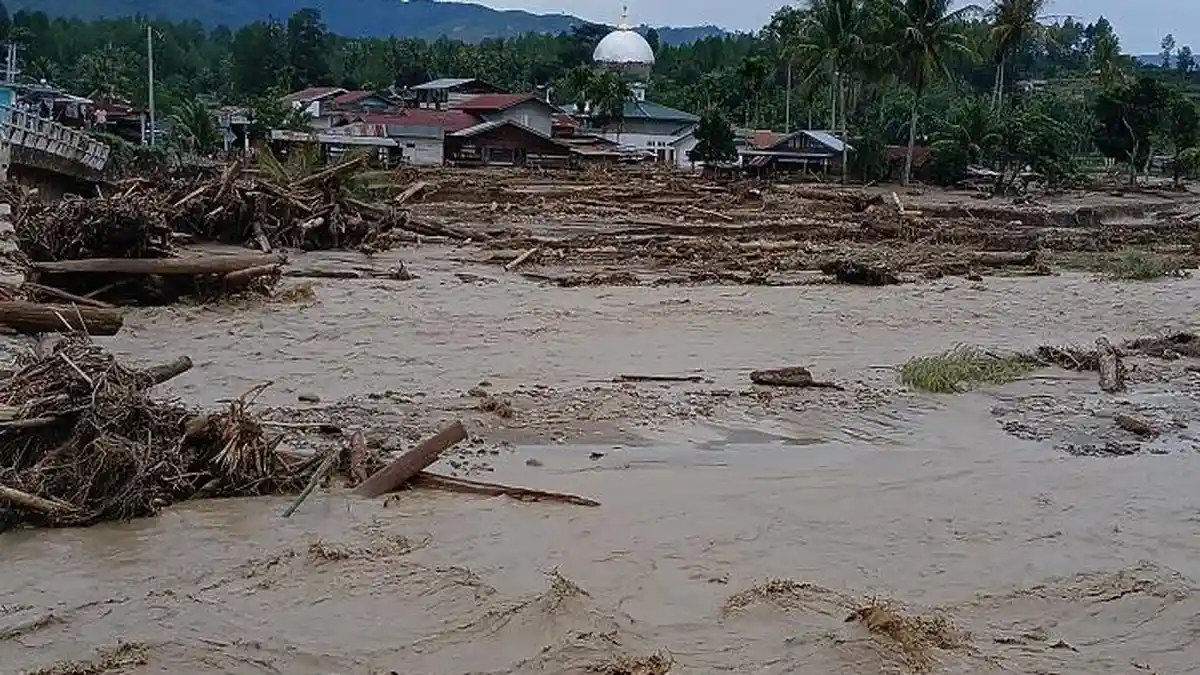 Pengungsi Banjir Bandang Gayo Lues Mulai Berkurang, Warga Perlahan Kembali Beraktivitas