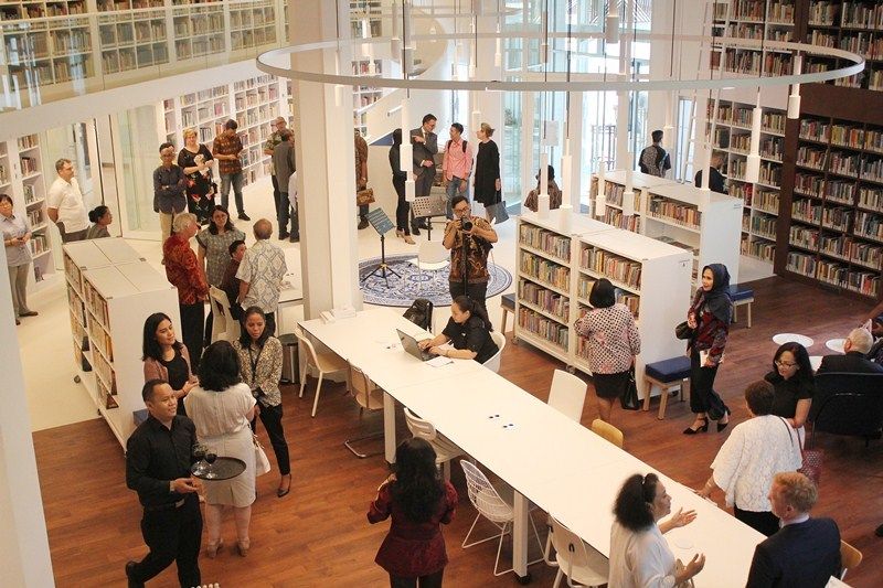 8 Perpustakaan Gratis di Jakarta yang Paling Nyaman Buat Nugas, dari Perpusnas hingga Erasmus Huis!