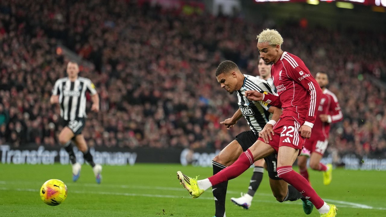 Klasemen Liga Inggris Sementara: Liverpool Geser Man United