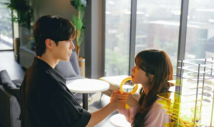 Our Universe Tayang Hari Ini, Bae In-hyuk dan Roh Jeong-eui Jadi Ipar yang Terpaksa Tinggal Bareng