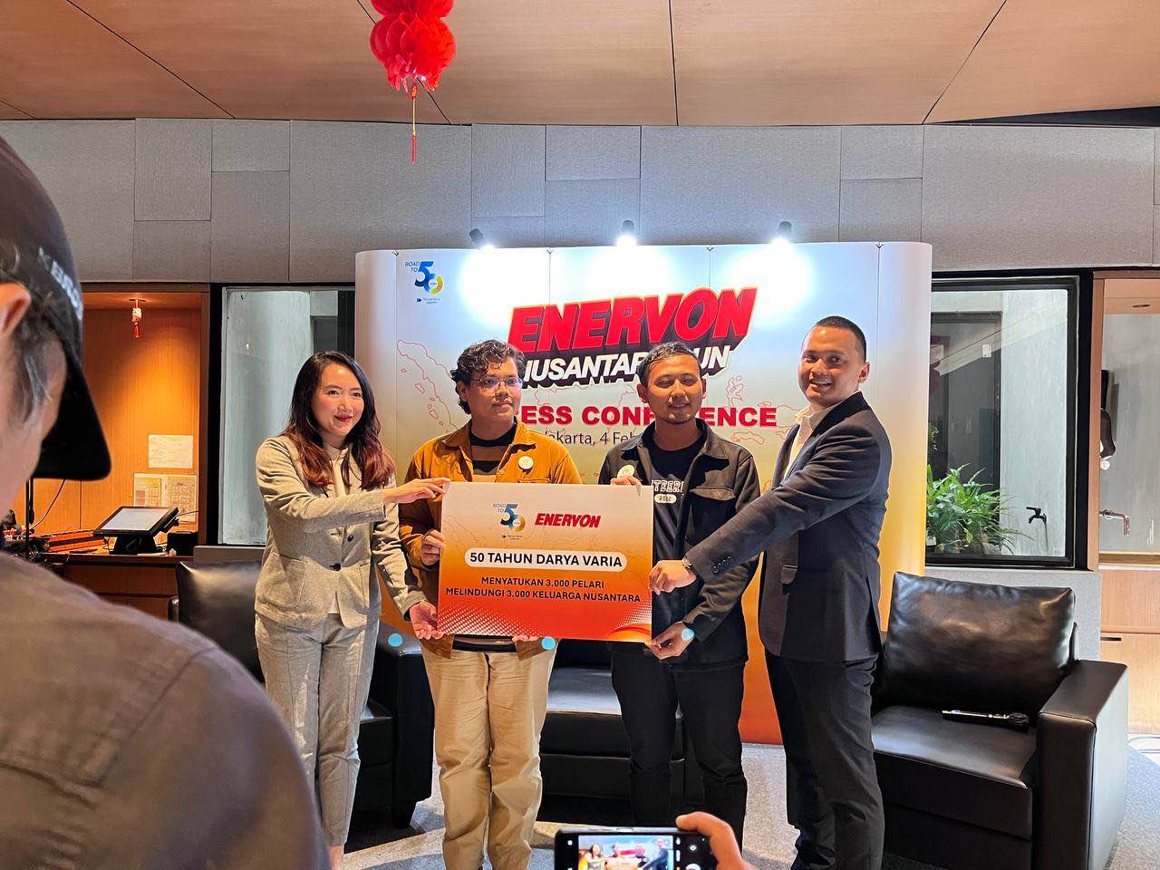 Pelari Kalcer Merapat! Enervon Nusantara Run 2026 Bukan Lari Biasa, Ada Misi Sosialnya