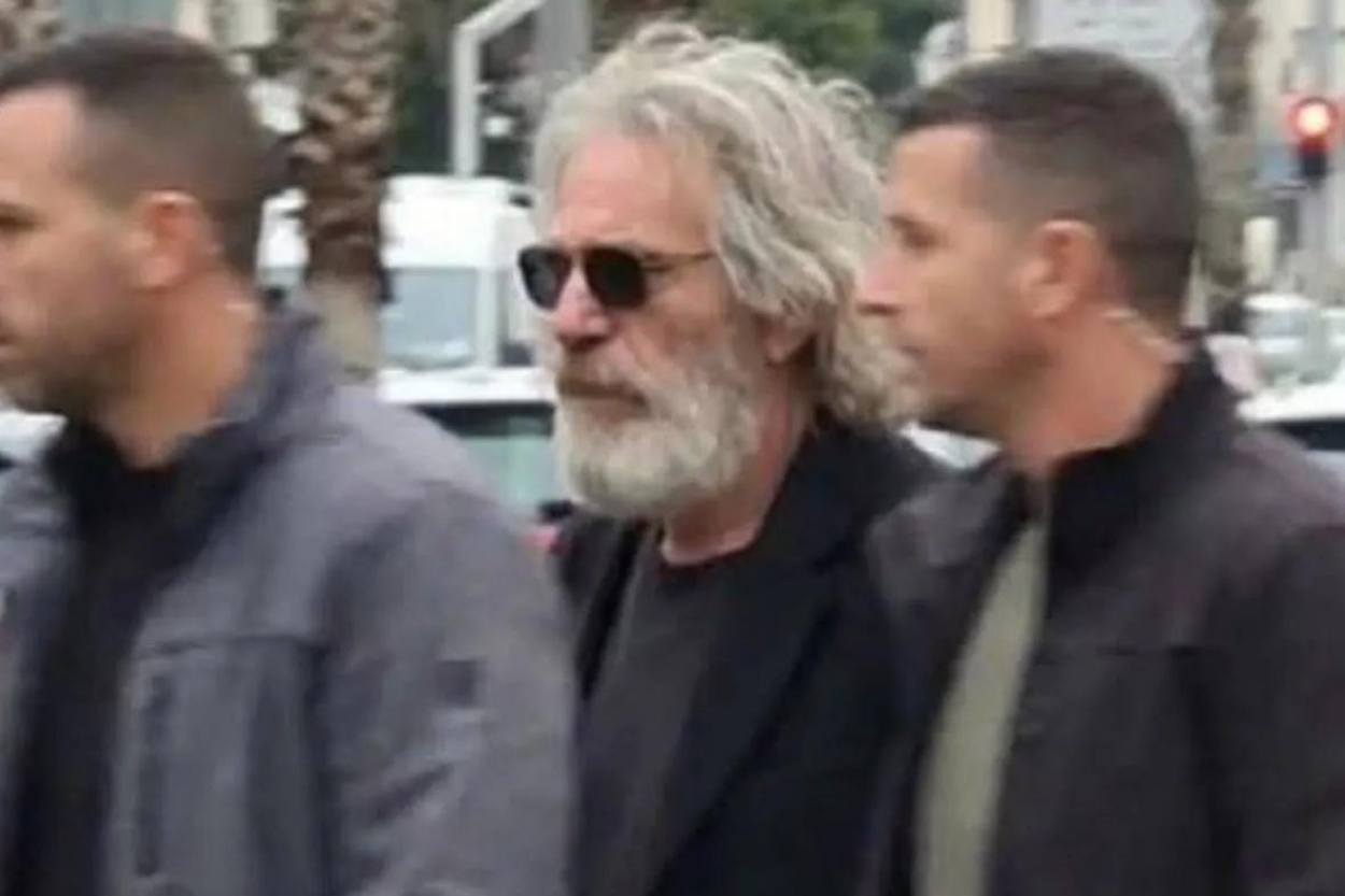 Viral Foto Jeffrey Epstein Terlihat Masih Hidup di Tel Aviv Israel, Ternyata Hasil Rekayasa AI!